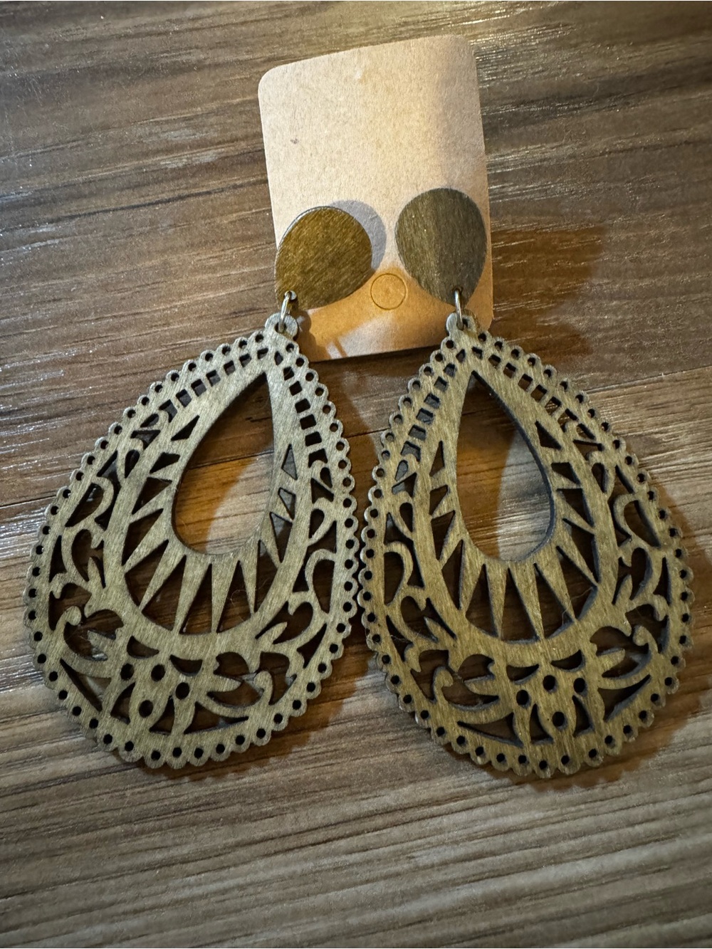 Vintage  Brown Laser-Cut Teardrop Earrings